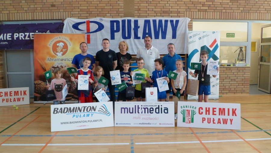 
                                                    <p>V Mistrzostwa Puław w badmintonie, zawodnicy, nagrody</p>
                                                