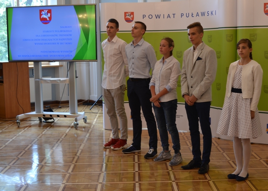 
                                                       Sportowcy z Powiatu Puławskiego nagrodzeni przez Starostę
                                                
