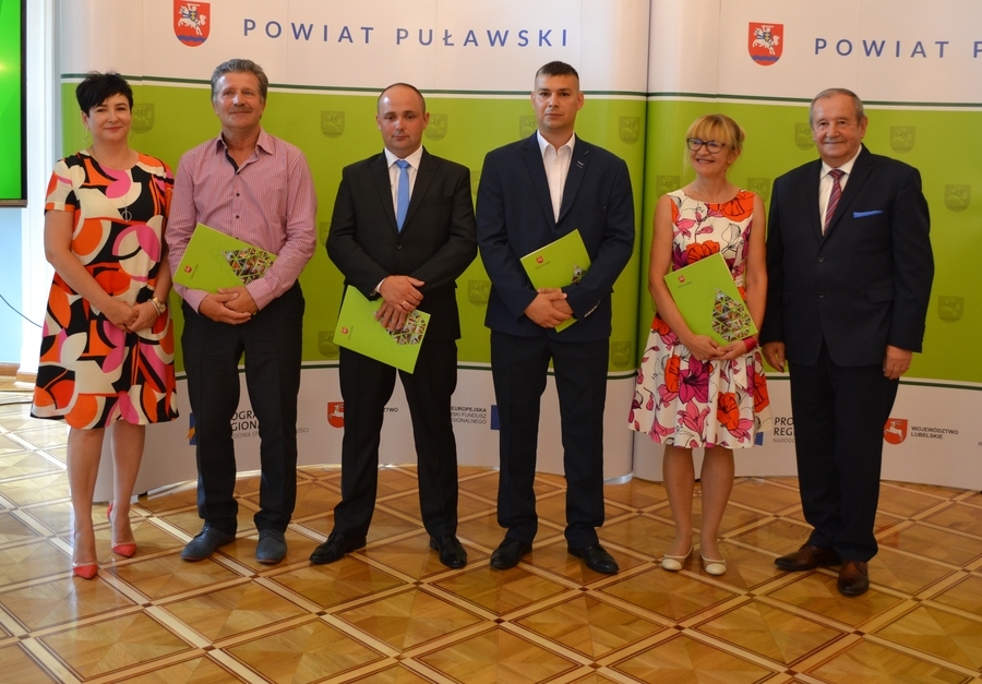 
                                                       Sportowcy z Powiatu Puławskiego nagrodzeni przez Starostę
                                                