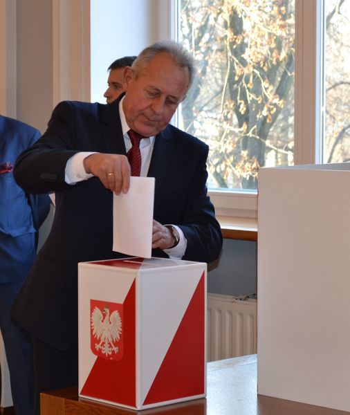 
                                                       Fotorelacja z I sesji Rady Powiatu Puławskiego VI kadencji
                                                
