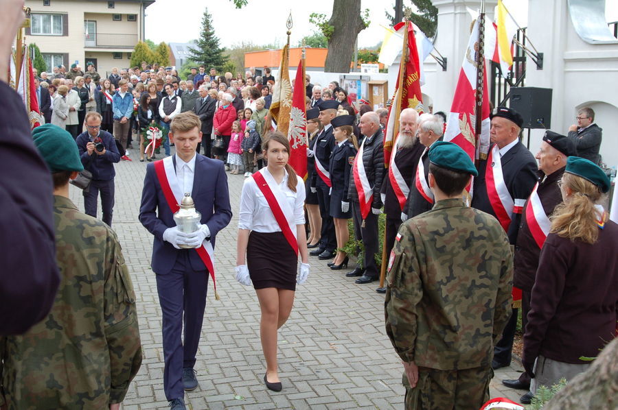 
                                                       Uroczyste obchody Uchwalenia Konstytucji 3 Maja w Puławach
                                                