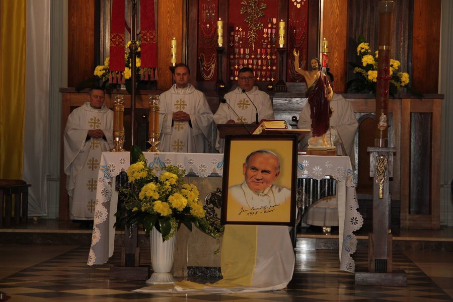 
                                                       100. rocznica urodzin św. Jana Pawła II 
                                                