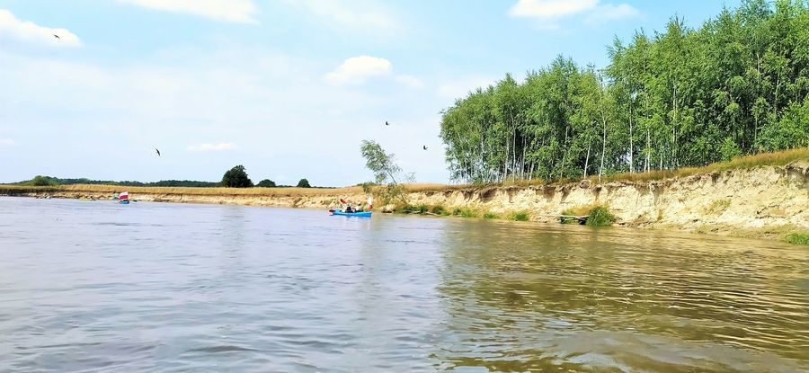 
                                                    Spływ kajakowy rzeką Wieprz
                                                
