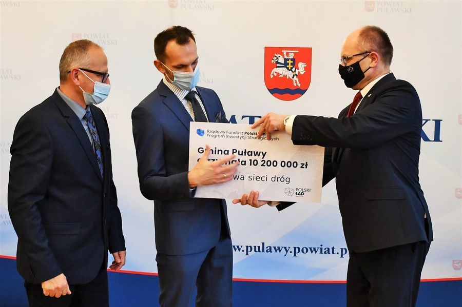 
                                                    Dotacja dla gminy Puławy
                                                