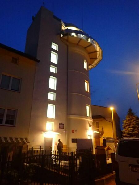 
                                                    Nocne zwiedzanie obserwatorium astronomicznego w Puławach
                                                