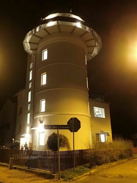 
                                                    Nocne zwiedzanie obserwatorium astronomicznego w Puławach
                                                