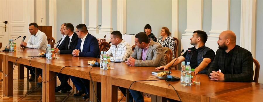 
                                                    Wizyta delegacji z Rejonu Criuleni z Republiki Mołdawii
                                                