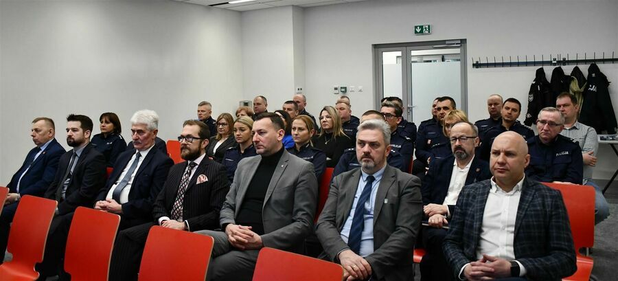 
                                                    Odprawa roczna Komendy Powiatowej Policji w Puławach
                                                