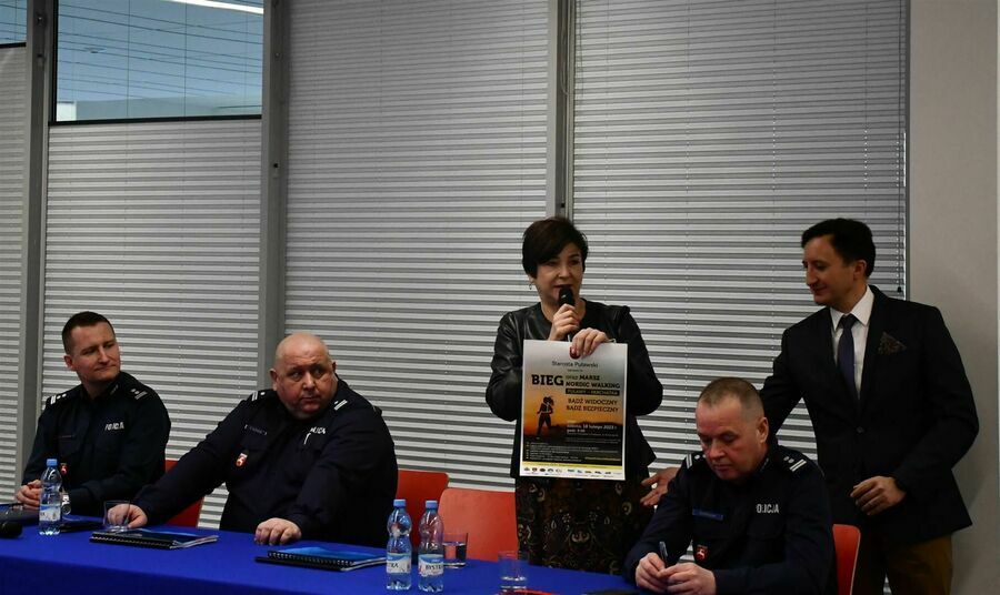 
                                                    Odprawa roczna Komendy Powiatowej Policji w Puławach
                                                
