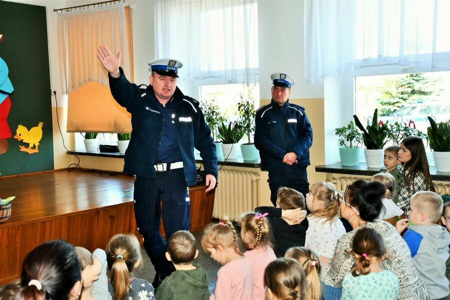 
                                                    Akcja Bądź widoczny - bądź bezpieczny w Szkole Podstawowej w Borowej
                                                
