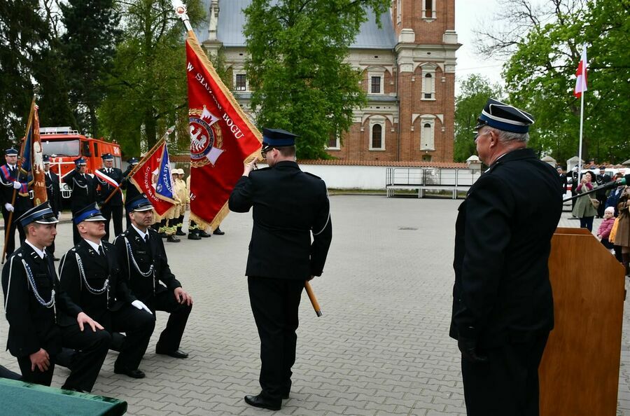 
                                                    100 - lecie Ochotniczej Straży Pożarnej w Gołębiu
                                                