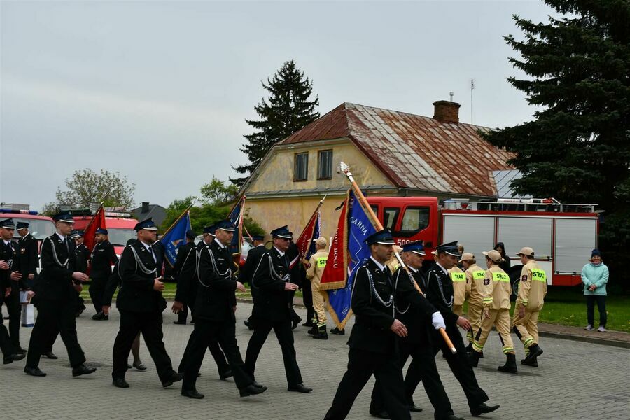 
                                                    100 - lecie Ochotniczej Straży Pożarnej w Gołębiu 
                                                