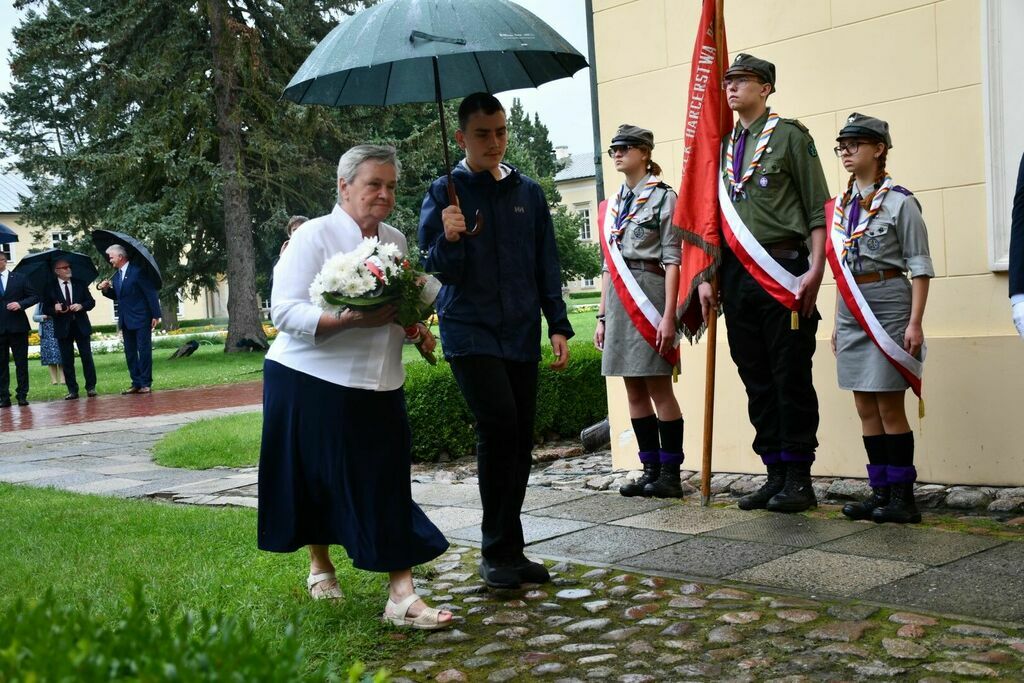 
                                                    79. rocznica wybuchu Powstania Warszawskiego
                                                
