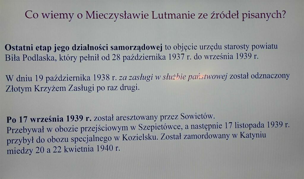 
                                                    Odsłonięcie tablicy poświęconej Mieczysławowi Lutmanowi - Staroście Puławskiemu w latach 1932-1937
                                                