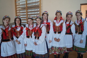 
                                                       W stronę przyjaźni…
                                                