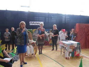 
                                                       AKADEMIA KREATYWNYCH ARTYSTÓW - FINAŁ
                                                