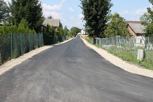 
                                                       Przebudowa drogi gminnej nr 105121L w Charlężu
                                                