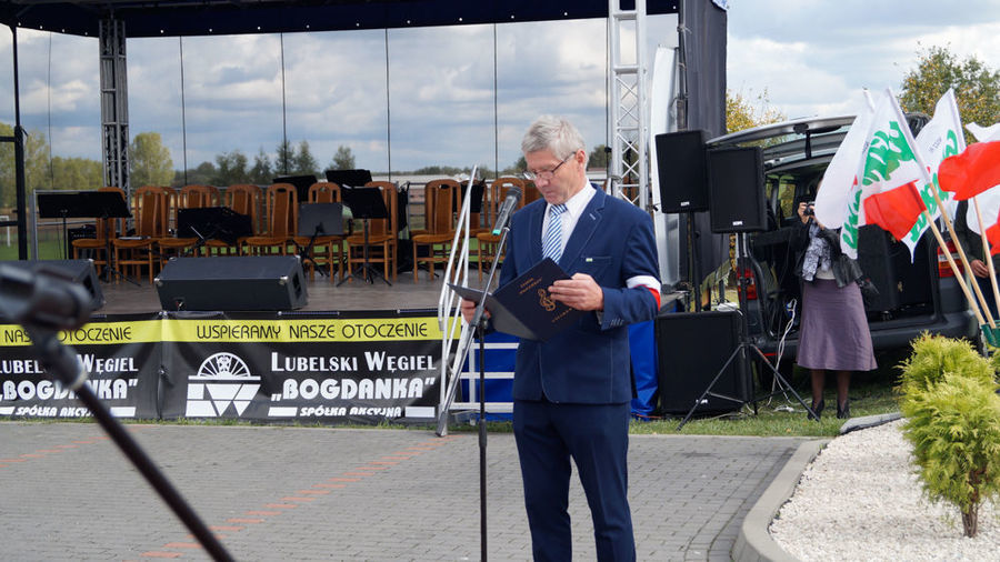                                Odsłonięcie Pomnika cz. 3
                         