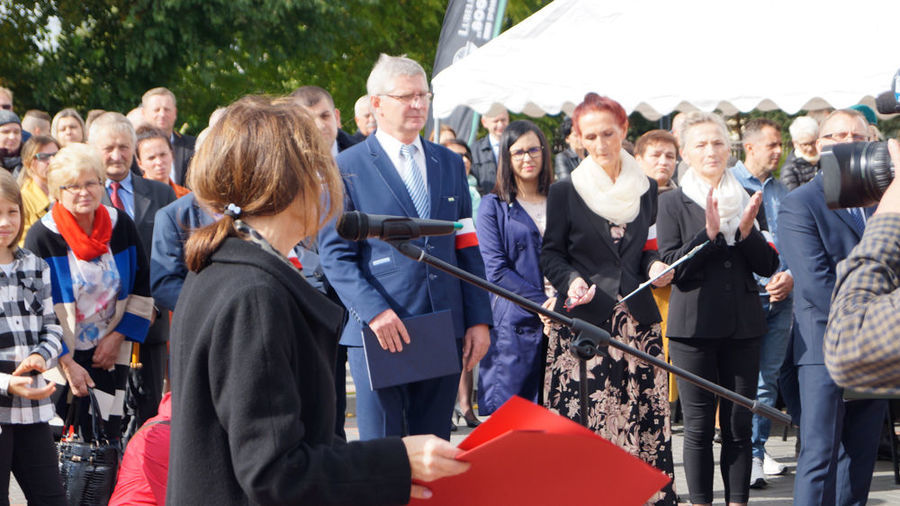                                Odsłonięcie Pomnika cz. 3
                         