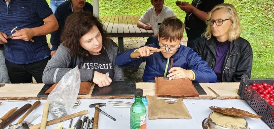 
                                                    Deszczowy MetalArt Festiwal
                                                