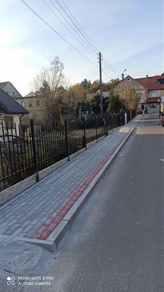budowa chodników w Łażanach
