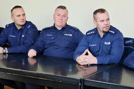 odprawa funkcjonariuszy KP Żarów