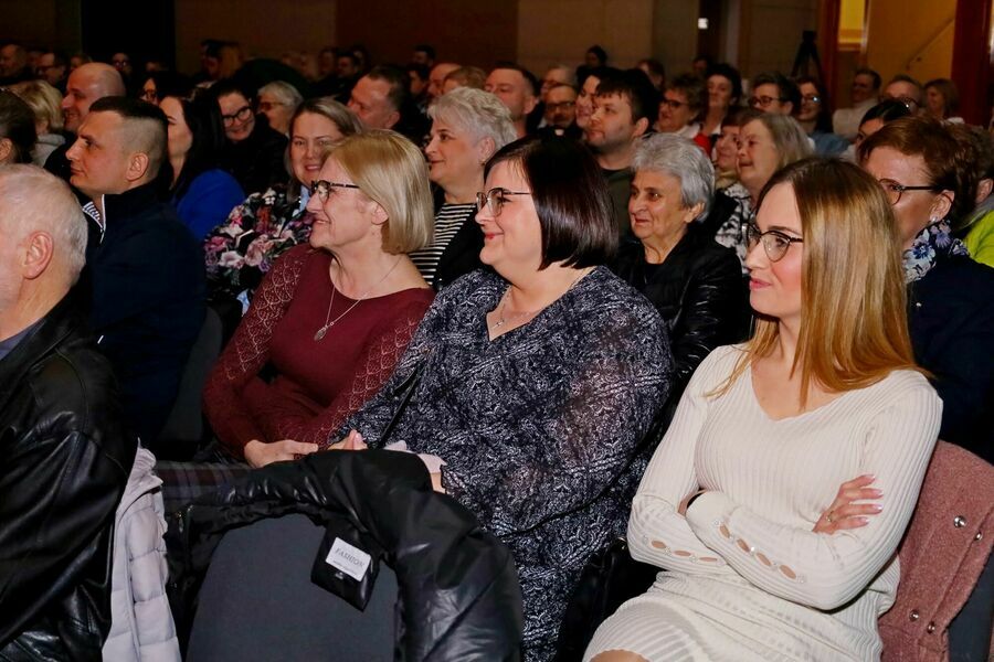 kabaret w Żarowie