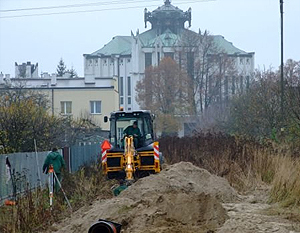 Budowa kanalizacji sanitarnej w ul. Hładuniaka w Dęblinie.