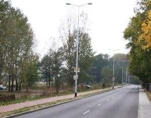 Budowa oświetlenia drogowego ulicy Spacerowej w Dęblinie o długości ok. 650 m.