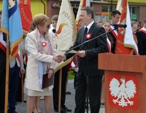 RELACJA Z OBCHODÓW 224. ROCZNICY UCHWALENIA KONSTYTUCJI 3 MAJA W DĘBLINIE