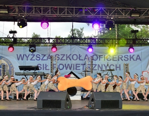 SUKCESY - MAŁA REWIA TANECZNA DZIAŁAJĄCA W MDK