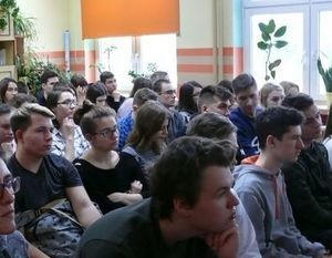 Spotkanie uczniów  ZSO w Dęblinie ze stypendystą Polsko-Amerykańskiej Komisji Fulbrighta