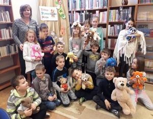 DZIEŃ PLUSZOWEGO MISIA W MIEJSKIEJ BIBLIOTECE PUBLICZNEJ