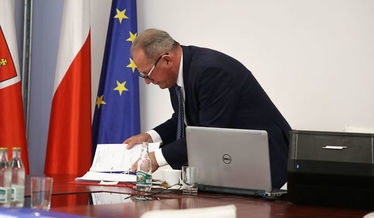 Na zdjęciu Przewodniczący Rady Gminy .