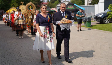Starostowie dożynek