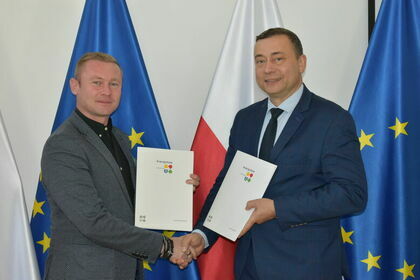 PODPISANIE UMOWY NA ROZWÓJ INFRASTRUKTURY SPORTOWEJ W KRASNYMSTAWIE