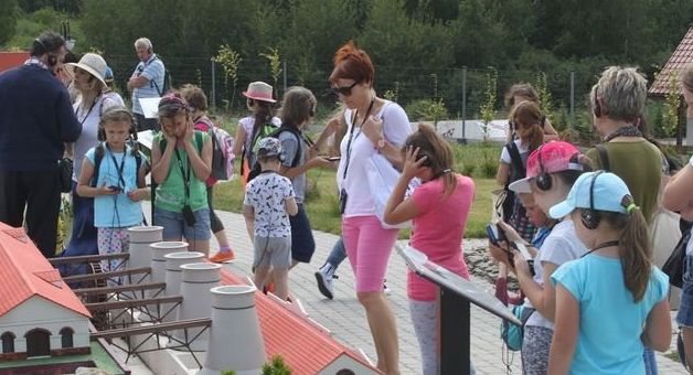 Wycieczka scholi "Aniołki" z Markuszowa do Świętokrzyskiej Polany