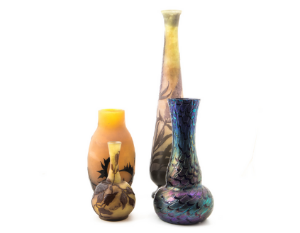 Vases with plant decoration | Iridescent glass vase