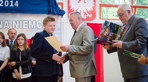 Najzdolniejsi uczniowie szkół podstawowych nagrodzeni przez Wójta