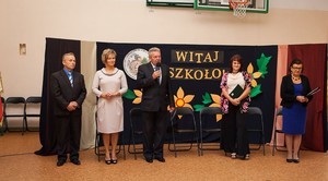 Szkolną przygodę czas zacząć… POWODZENIA!