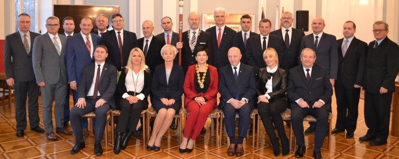 Fotorelacja z I sesji Rady Powiatu Puławskiego VI kadencji