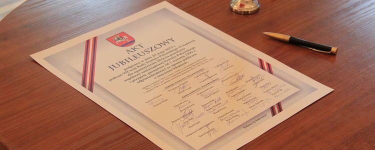 Akt Jubileuszowy z okazji 20-lecia Samorządu Powiatu Puławskiego 