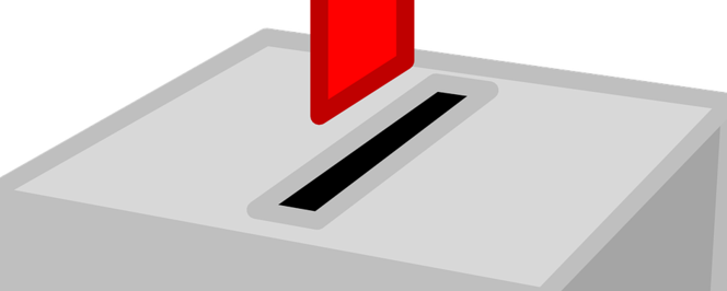 Urna wyborcza z kartą do głosowania