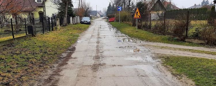 Fragment drogi powiatowej nr 2530L - ul. Piasecznica w Puławach