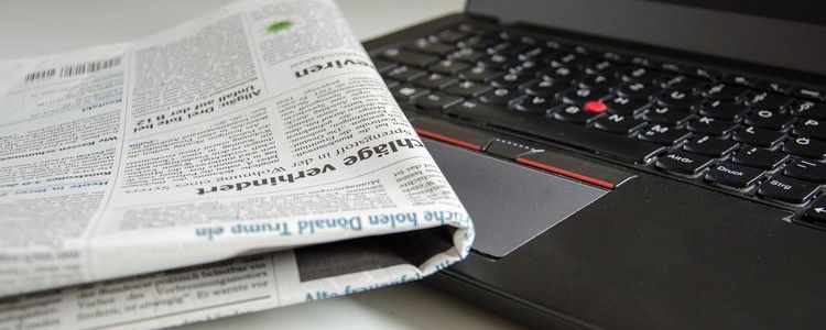 gazeta, laptop