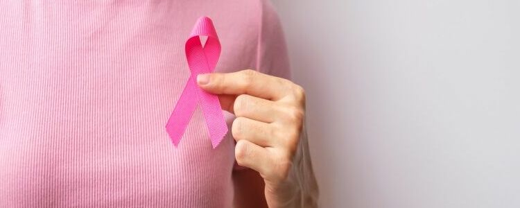 Październik - miesiąc walki z rakiem piersi