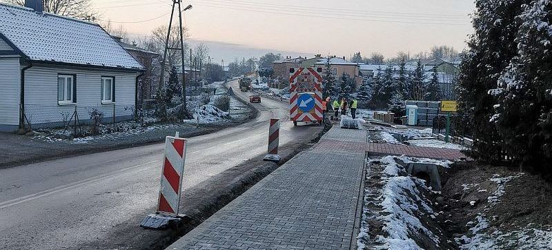 Zdjęcie chodnika podczas remontu