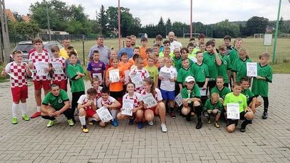 Wakacyjny turniej piłkarski w Mrowinach