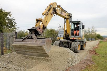 Trwa remont dróg dojazdowych w Pożarzysku i Gołaszycach