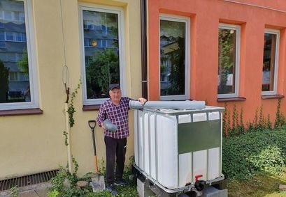 Szkoły też oszczędzają wodę. Zainstalowaliśmy zbiorniki na wodę deszczową w szkołach